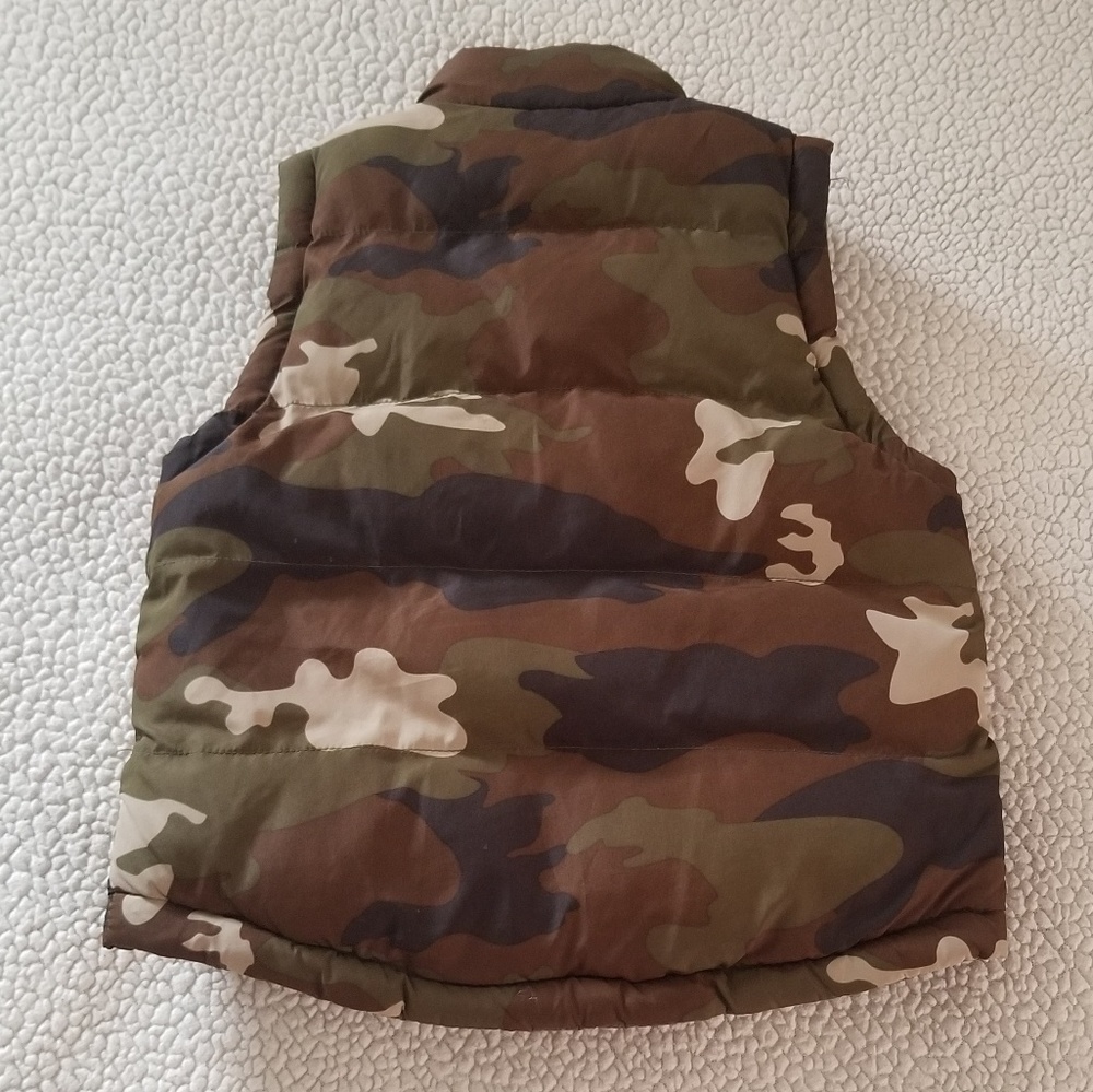 Puffer Vest - Picture 4 of 4